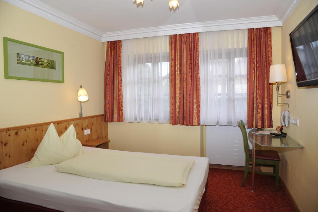 Hotel Gasthof Kamml Wals-Siezenheim Δωμάτιο φωτογραφία
